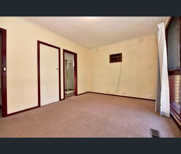 889 High Street Road, Glen Waverley, Vic 3150 - Photo 4