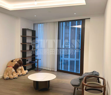 Thames City, Carnation Way, London, SW8 - Photo 2 | Rentumo