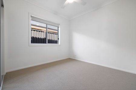 1/15 Roebuck Street - Photo 2