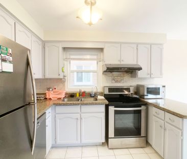 For Lease - 53 Justus Drive, Richmond Hill, Ontario - Photo 2