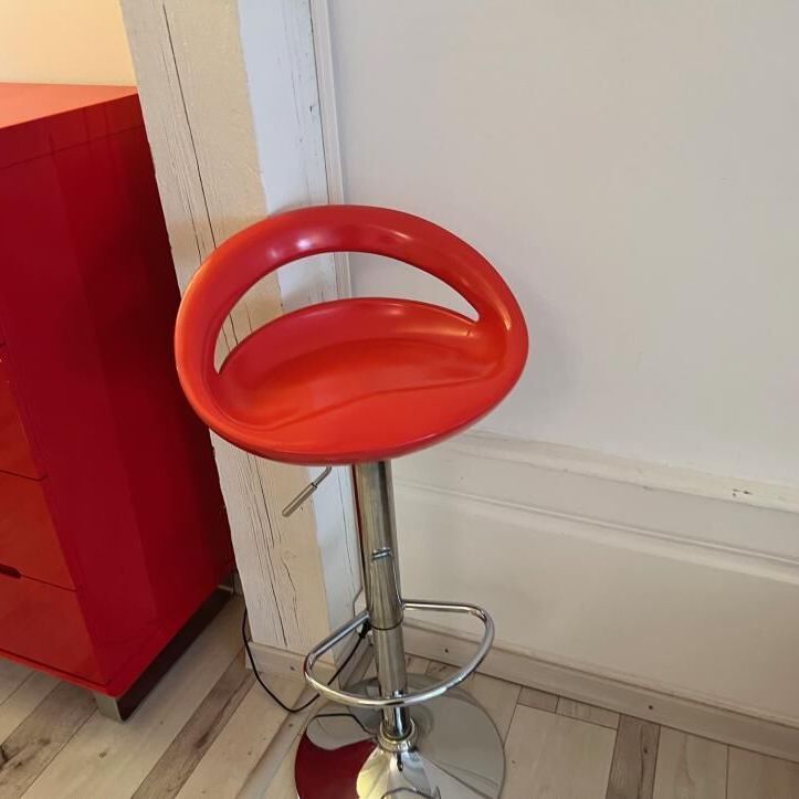 1er étage, grand loft 44 m2 meublé - Photo 1