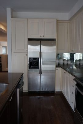 For Lease - 21 Asner Avenue, Vaughan, Ontario - Photo 1