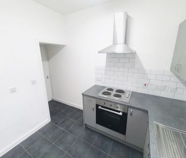 3 bedroom terraced house to rent - Photo 6