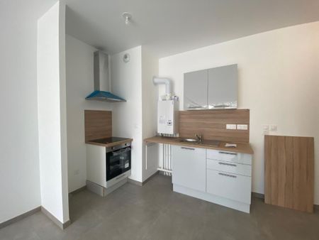 Location Appartement 2 pièces 42m² BOIS GUILLAUME 76230 - Photo 4