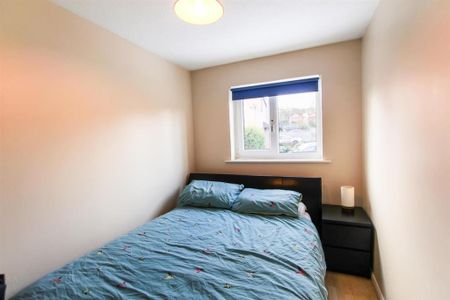 2 bedroom semi-detached house to rent - Photo 5