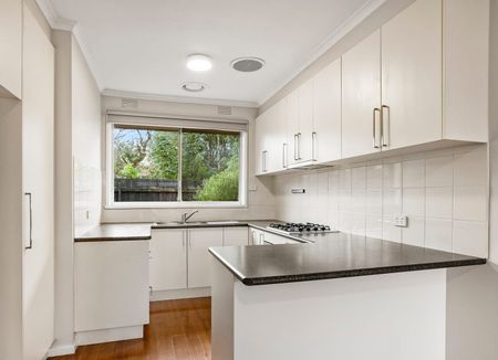 4/6 Normanby Street, Hughesdale - Photo 2