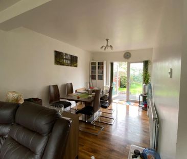 3 bedroom semi-detached house to rent - Photo 4
