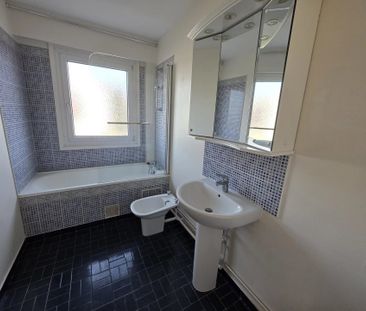 Location Appartement 4 pièces 90m² BOULOGNE SUR MER 62200 - Photo 5