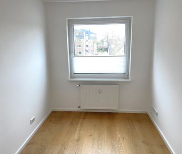 Attraktive 3-Zimmer-Wohnung mit EBK und Loggia in Bloherfelde - Photo 4