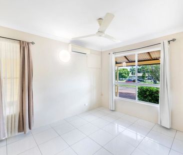 QUIET COMFORT IN DURACK! - Photo 4