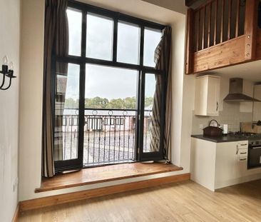 2 bedroom barn conversion to rent - Photo 2