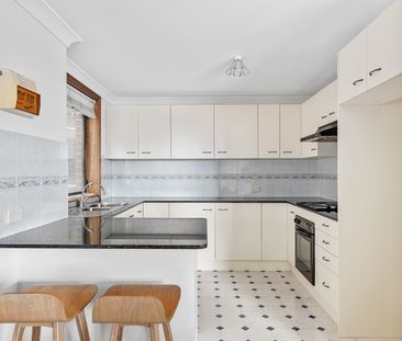 131 Fowler Road, Illawong NSW 2234 - House For Rent | Domain - Photo 4