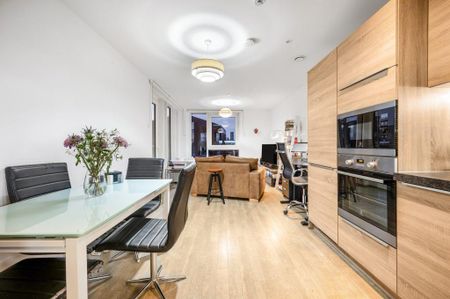 2 bedroom flat to rent - Photo 3