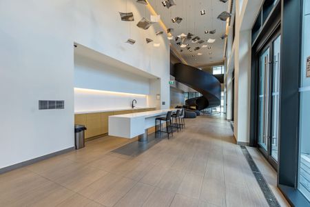 For Lease - 1 Yorkville Avenue Unit# 5405, Toronto, Ontario - Photo 2