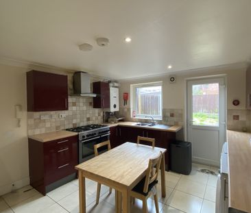 Lyon Street, Southampton - Photo 3