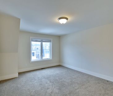 For Lease - 185 Yellow Birch Crescent, Blue Mountains, Ontario - Photo 2