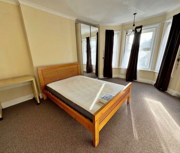 THREE DOUBLE BEDROOM STUDENT-P07604 - Photo 4