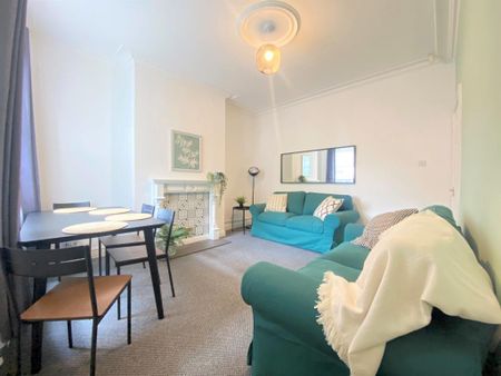 4 bedroom terraced house to rent - Photo 4