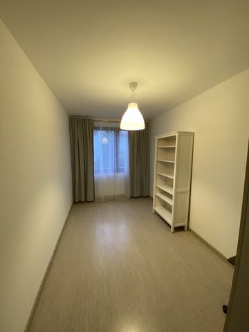 Apartament z garażem w pobliżu parku na Pogodnie - Zdjęcie 3