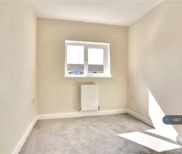 3 bedroom bungalow to rent - Photo 3