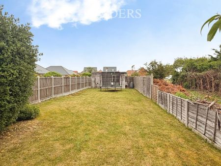 3 bedroom bungalow to rent - Photo 3
