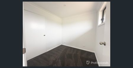 3 Bedroom Duplex For Lease in Moore Creek - Photo 3