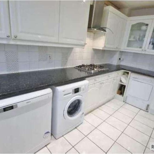 St. James Road, Sutton, Cheam, SM1 - Photo 1