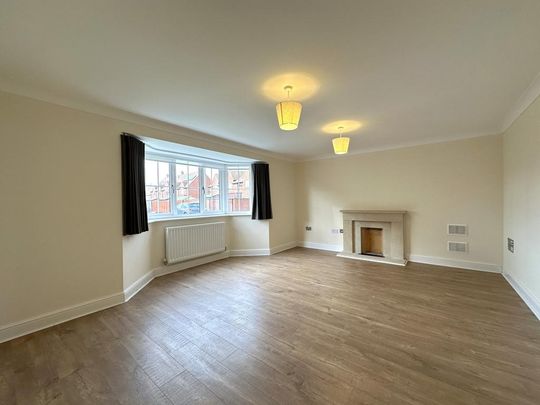 3 bedroom link detached house to rent - Photo 1