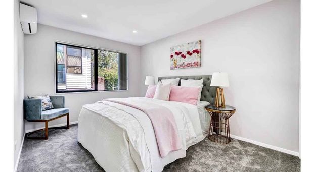 Ready to move in - Brand New - Modern Easy Living - Photo 1