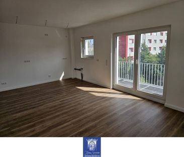 Willkommen im Erstbezug! Eindrucksvolle Neubauwohnung mit Balkon! - Photo 2