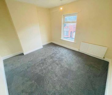 Carr View Ave, Balby, DN4 - Photo 3