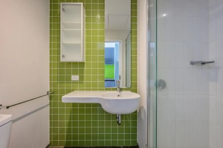 Fully Furnished Studio Apartment - Photo 4