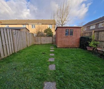 3 bedroom semi-detached house to rent - Photo 6