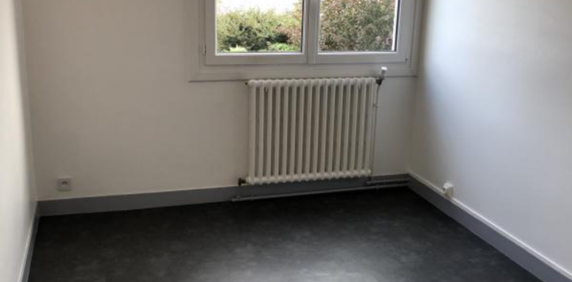 Location Appartement 3 pièces 58m² COUTANCES 50200 - Photo 2