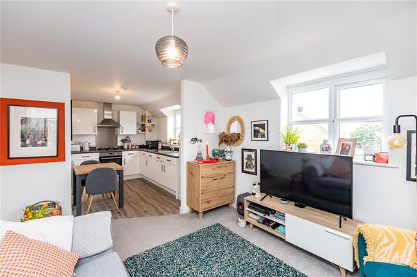 2 bedroom apartment to rent - Photo 1