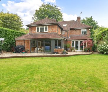 4 bedroom detached house to rent - Photo 5