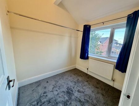 2 Bedroom End Terrace To Let - Photo 5