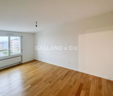 Spacieux 4.5 pièces avec grand balcon – Idéal pour une famille - Photo 2