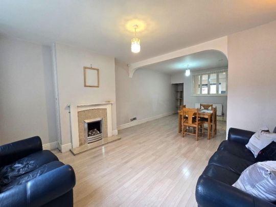 3 Bed Terraced House For Rent - Photo 1