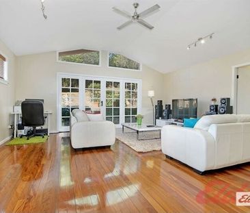 Carlingford - Photo 1