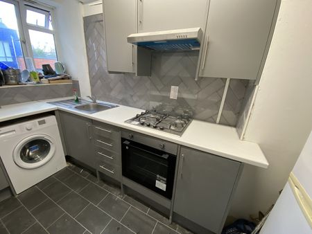 Room in a Shared Flat, Brenley House, SE1 - Photo 2