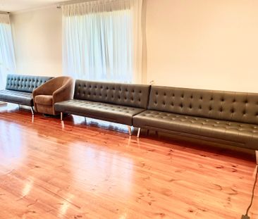 Greensborough - Photo 6