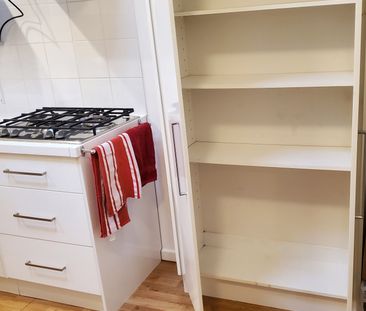 Oaklands Park - Photo 4