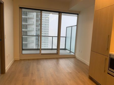 For Lease - 85 Mcmahon Drive Unit# 1815, Toronto, Ontario - Photo 3