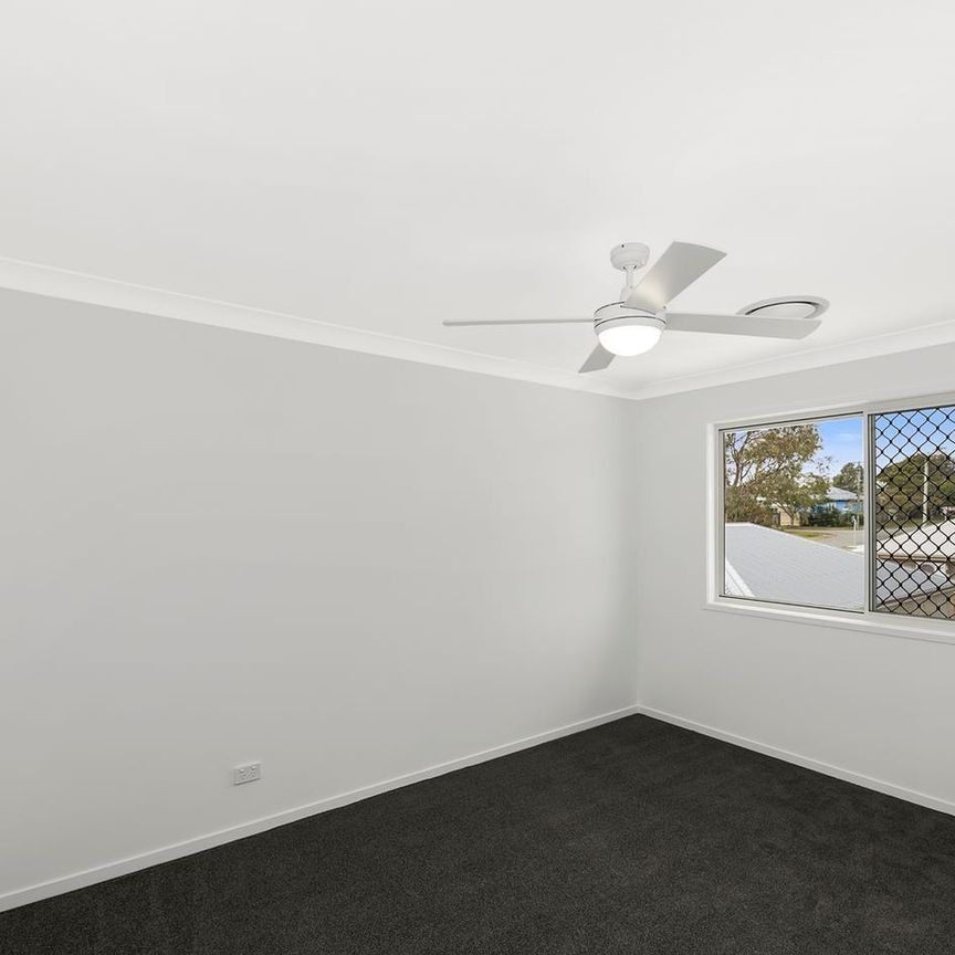 THE ULTIMATE BAYSIDE RETREAT - DUCTED A/C, 3 LIVING AREAS & MORE! AVAIL 02/04/2026 - Photo 1