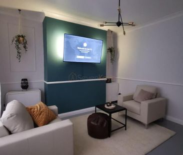 3 bedroom terraced house to rent - Photo 4