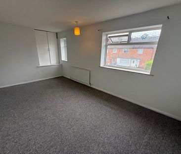 2 Bedroom Terraced To Let - Photo 4