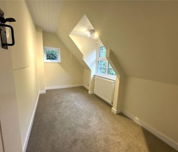 4 bedroom detached house to rent - Photo 6