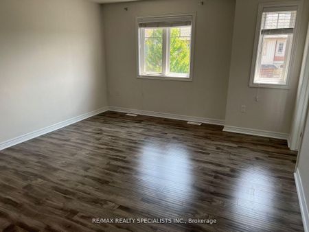 For Lease - 8 Lakelawn Road Unit# 62, Grimsby, Ontario - Photo 4