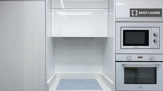 3 room luxury Flat for rent in Madrid, Autonomous Region of Madrid - Photo 1